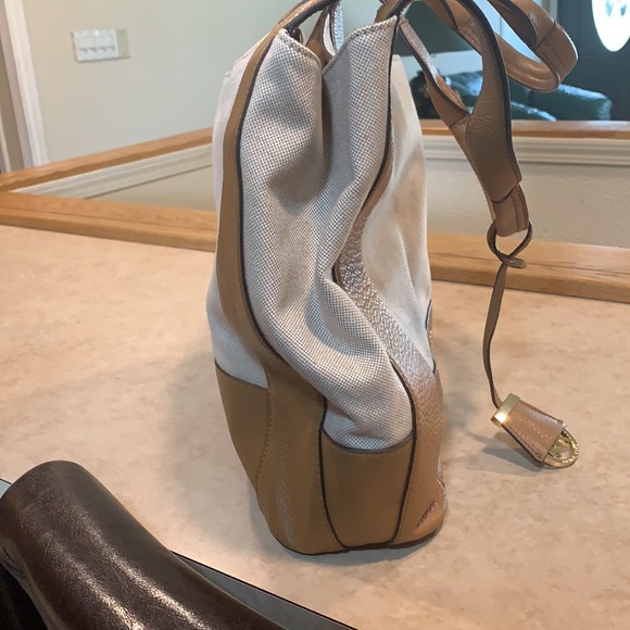 Michael Kors Purse - Picture 4 of 8